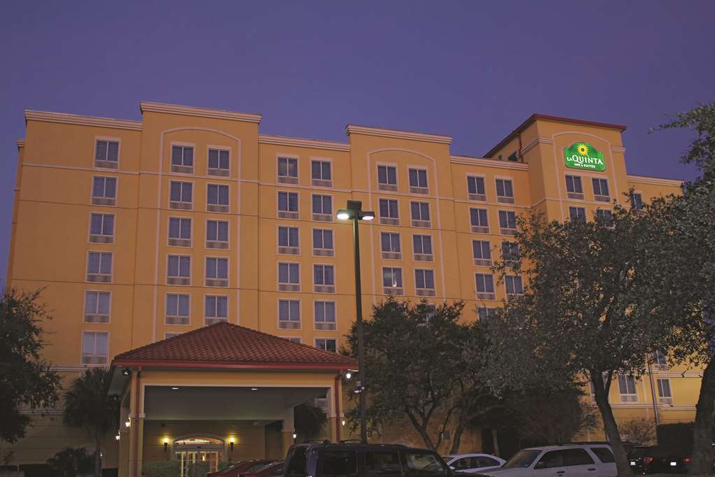 La Quinta By Wyndham San Antonio Medical Ctr. Nw Hotel Eksteriør billede